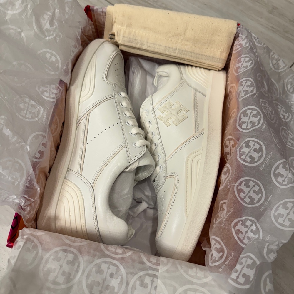 Tory Burch Clover Court Sneakers - Picture 9 of 9